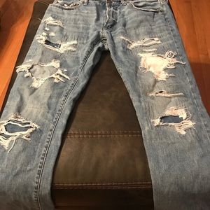 American Eagle distressed jeans